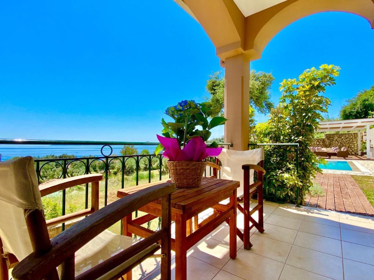 Villa Barbati Dream With Private Pool By Dadovillas Pyrgi  エクステリア 写真