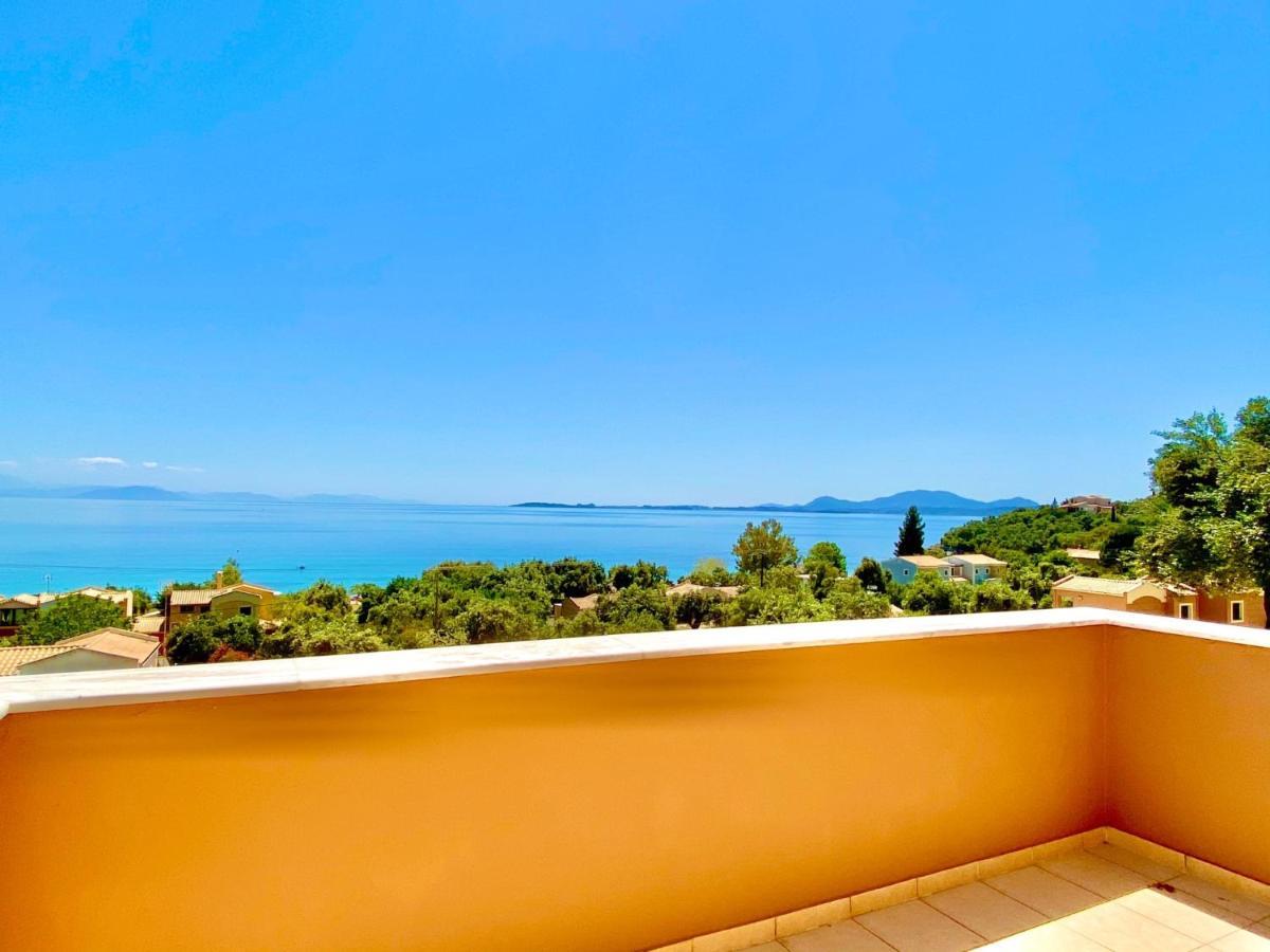 Villa Barbati Dream With Private Pool By Dadovillas Pyrgi  エクステリア 写真